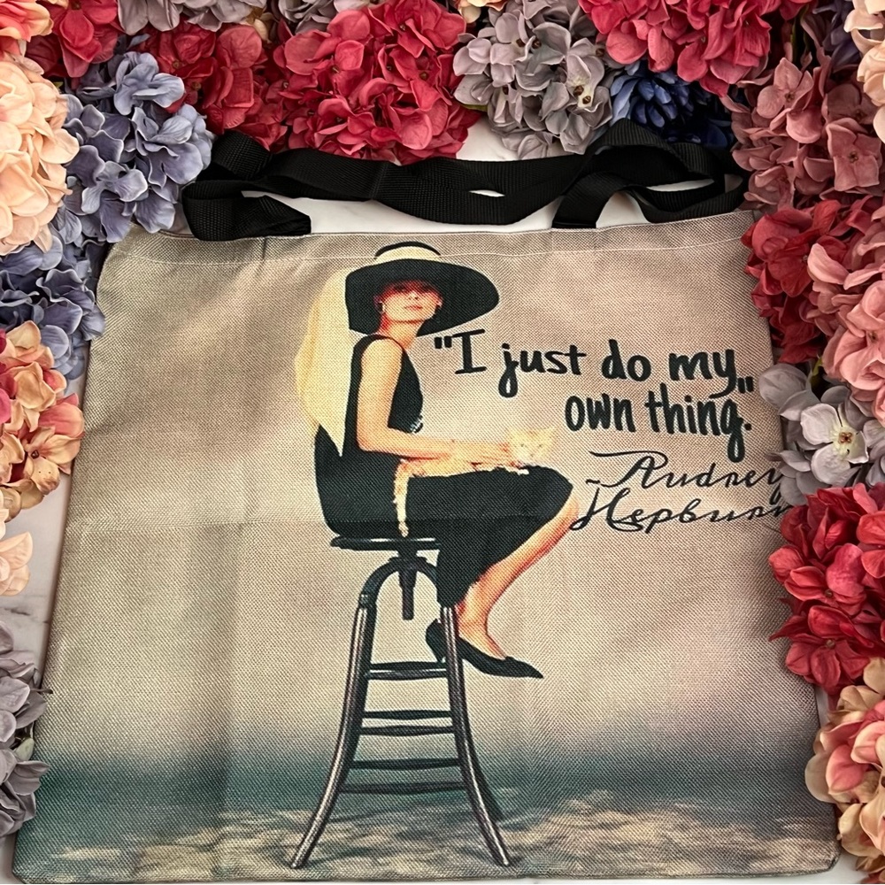 Eco-Friendly Audrey Hepburn Folding Tote Bag - Picture 6 of 15
